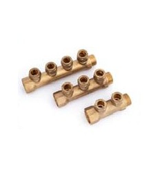 Manifold 4-Port 1" X 1/2" Compression
